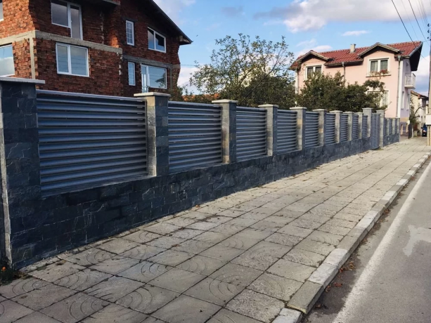 Струва ли си в дългосрочен план поставянето на ограда тип щора